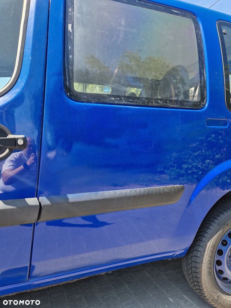 Fiat Doblo 1.9 JTD Active - 10