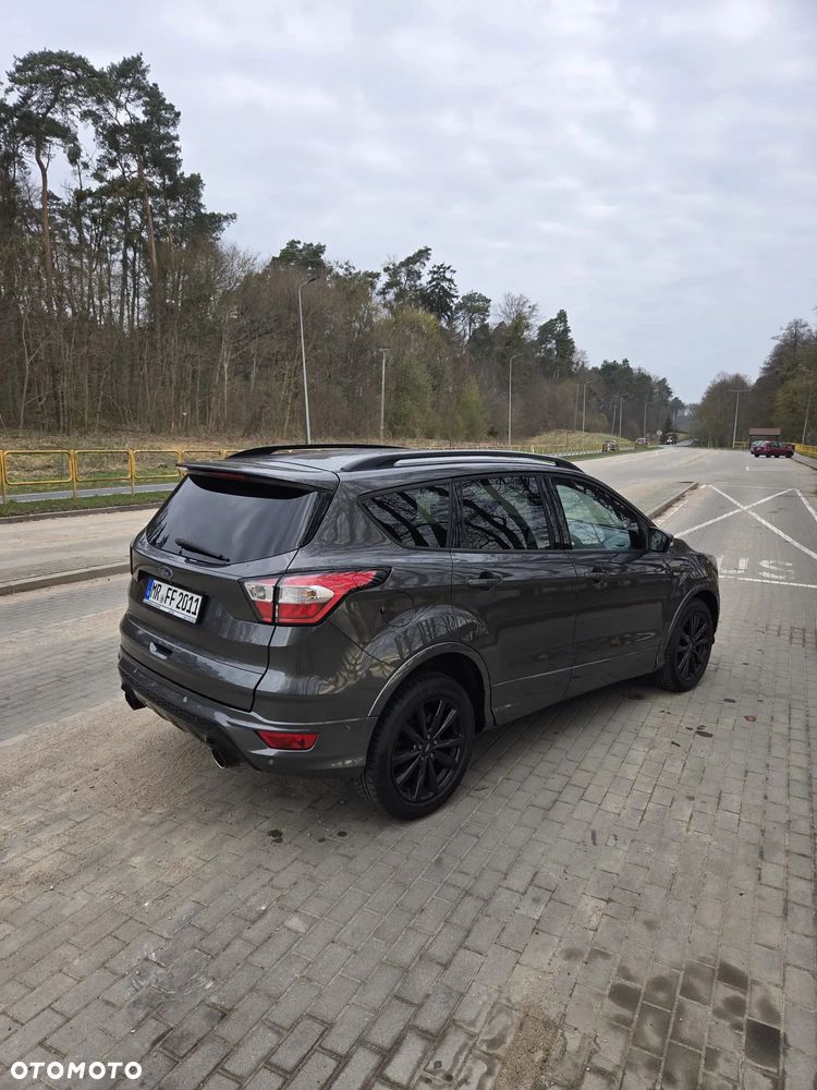 Ford Kuga 2.0 TDCi 4x4 ST-Line - 7