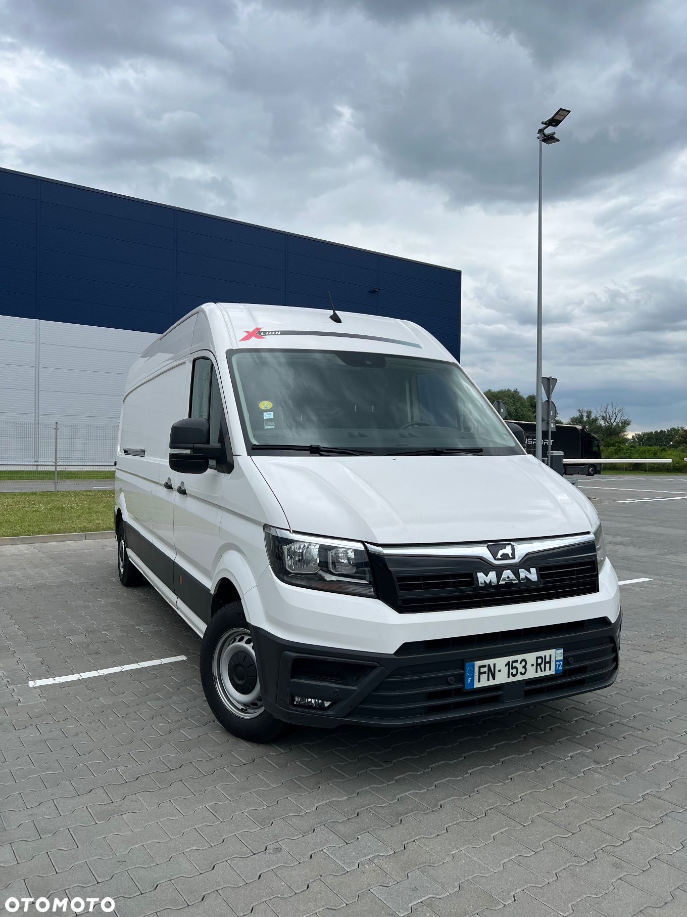 Volkswagen Crafter, Man TGe - 1