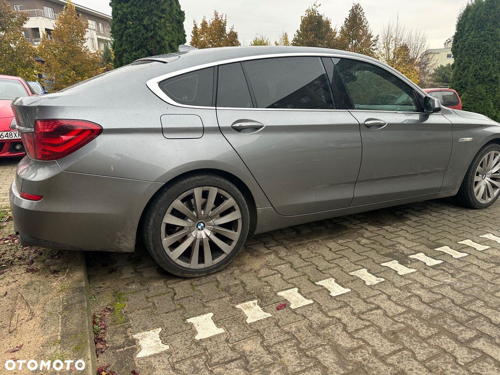 BMW 5GT 535d xDrive Tursimo Modern Line - 4