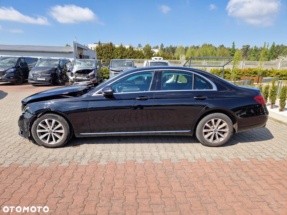 Mercedes-Benz Klasa E 200 d 9G-TRONIC - 3