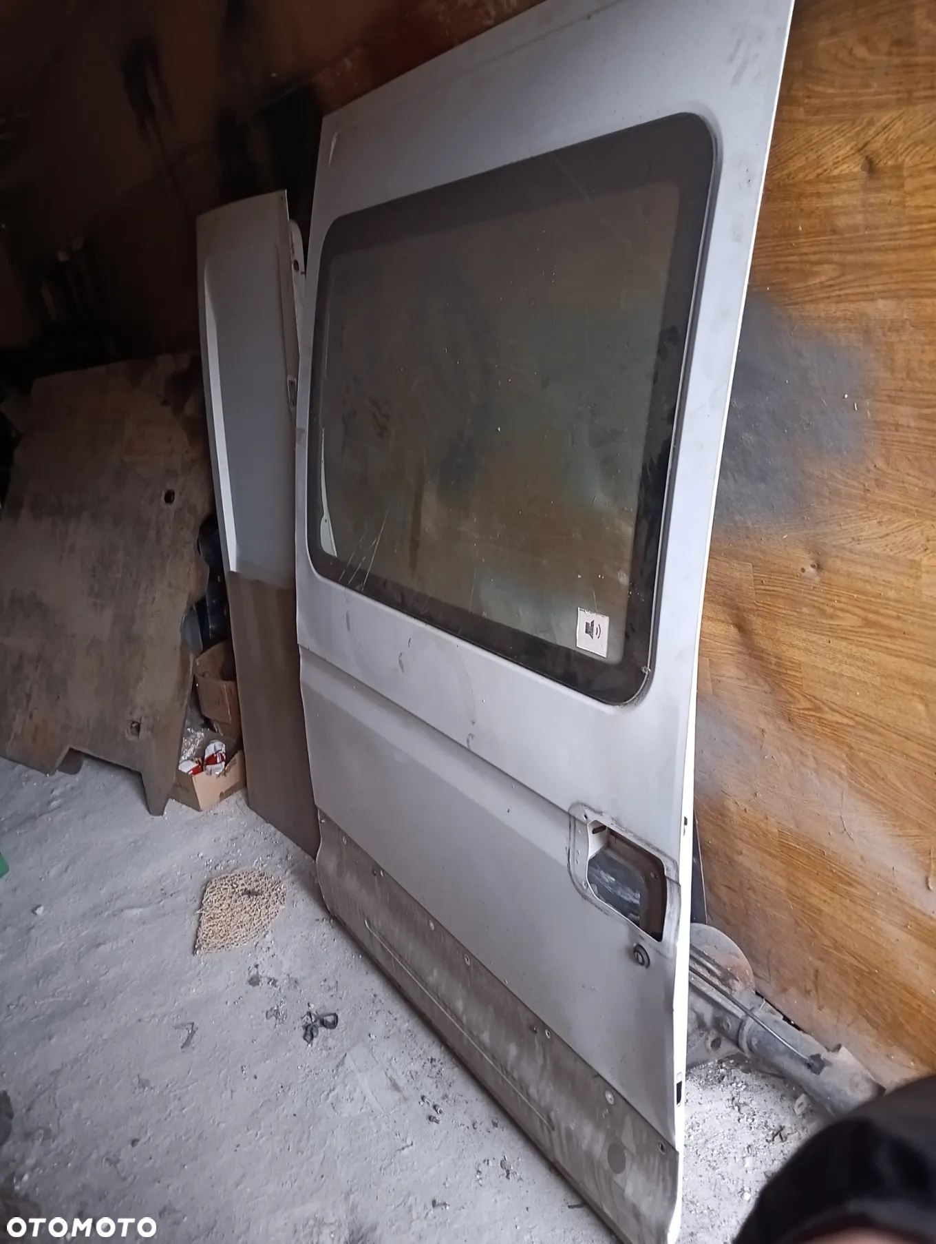 Iveco Daily 2,3 - 3,0 1999-2014 drzwi boczne przesuwne - 2