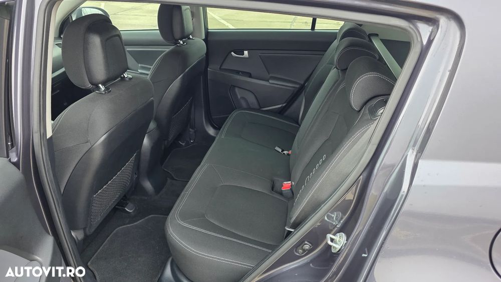 Kia Sportage 1.7 CRDI 2WD Vision - 12