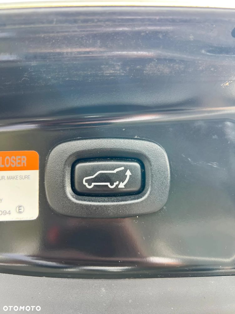 Mitsubishi Outlander 2.0 4WD Plus - 17