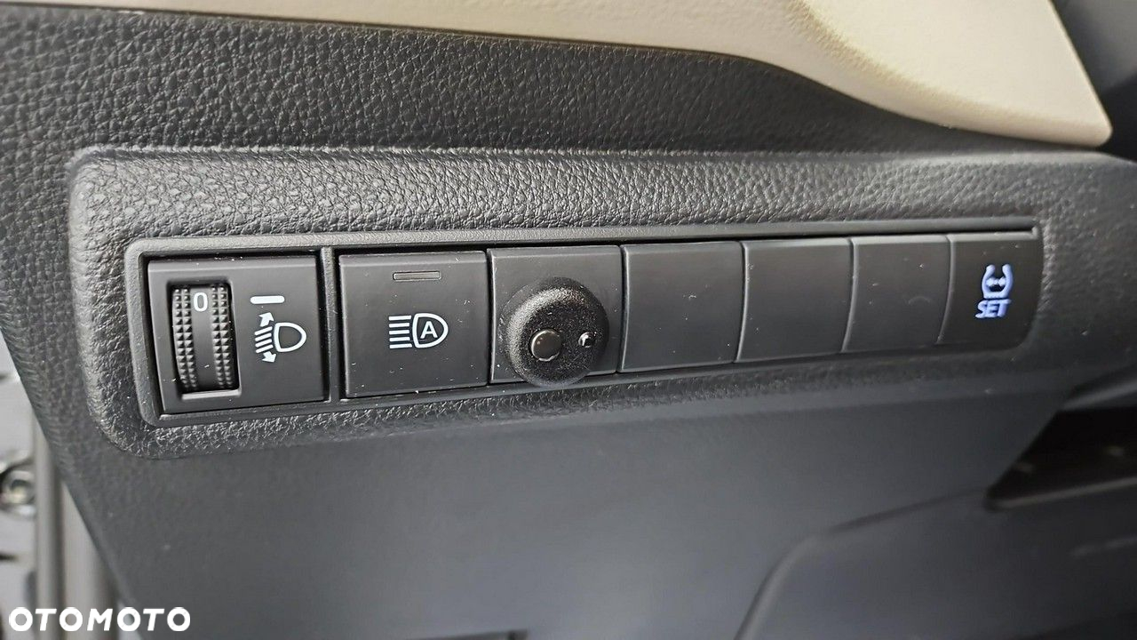 Toyota Corolla 1.6 Comfort - 17