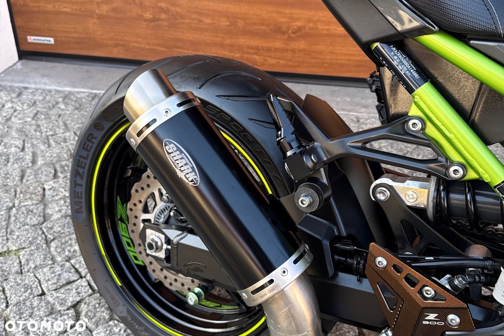 Kawasaki Z 900 - 12