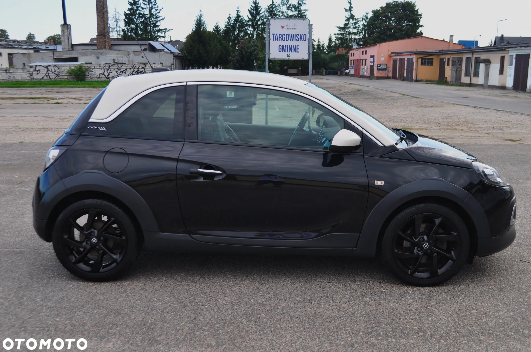 Opel Adam 1.0 T SIDI Rocks Unlimited S&S - 4