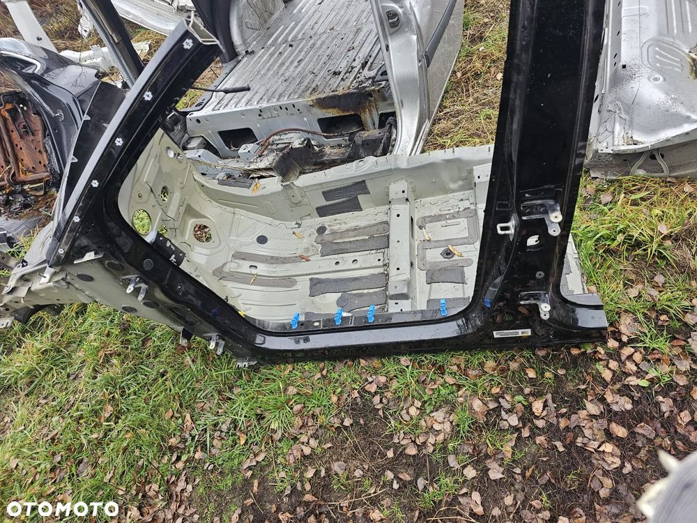 PODŁUŻNICA LEWY PRAWY PRZÓD SŁUPEK ŚRODKOWY LEWY PRAWY PRÓG PEUGEOT 3008 II - 1