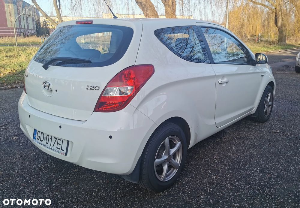 Hyundai i20 - 2