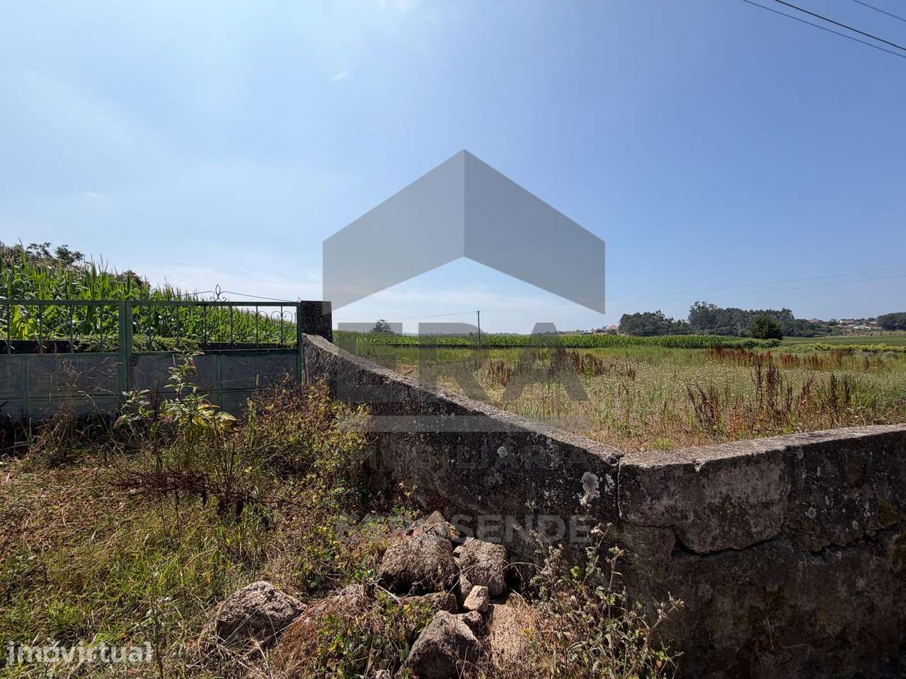 Terreno c/ parte de construção, Cristelo, Barcelos - Grande imagem: 2/4
