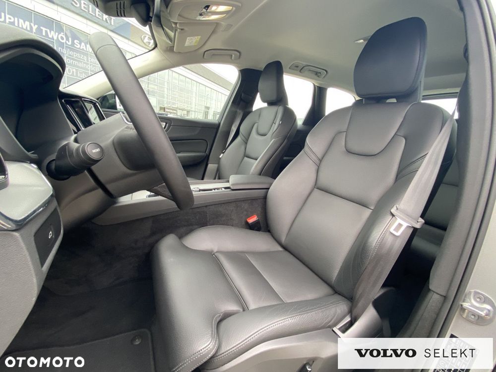 Volvo XC 60 - 25
