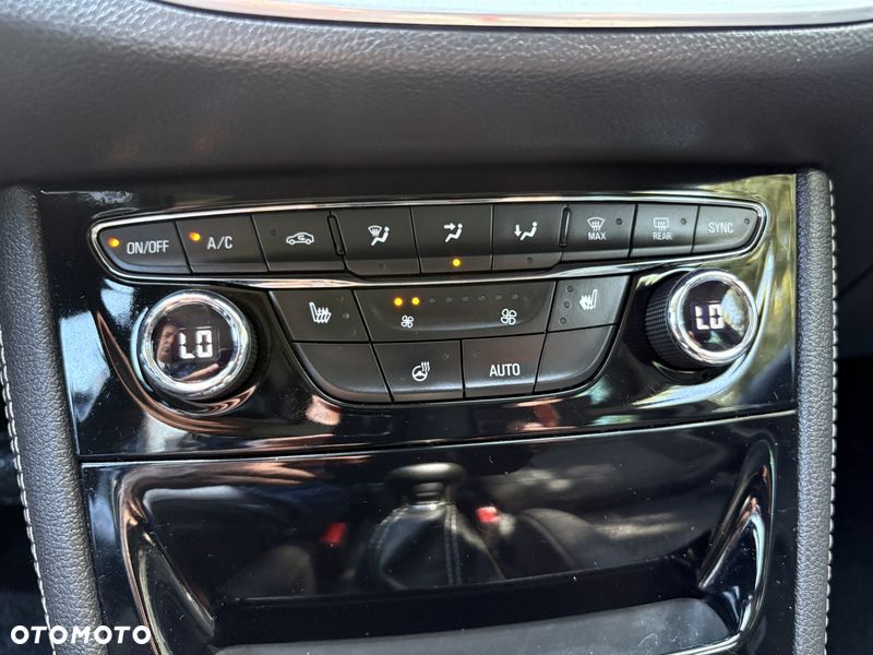 Opel Astra 1.4 Turbo Innovation - 13