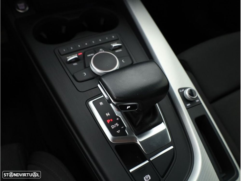 Audi A4 Avant 2.0 TDI Sport S tronic - 19