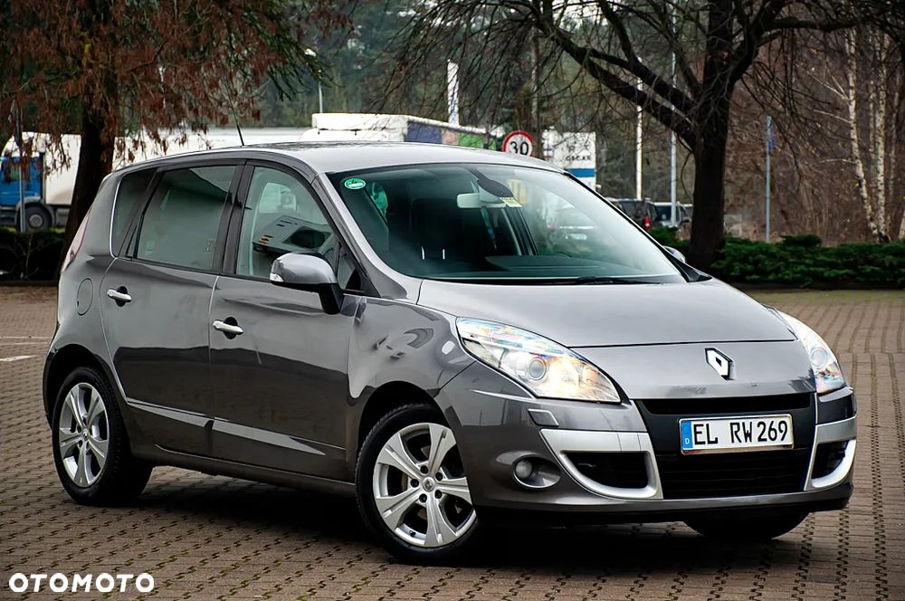 Renault Scenic 2.0 16V Privilege CVT - 16