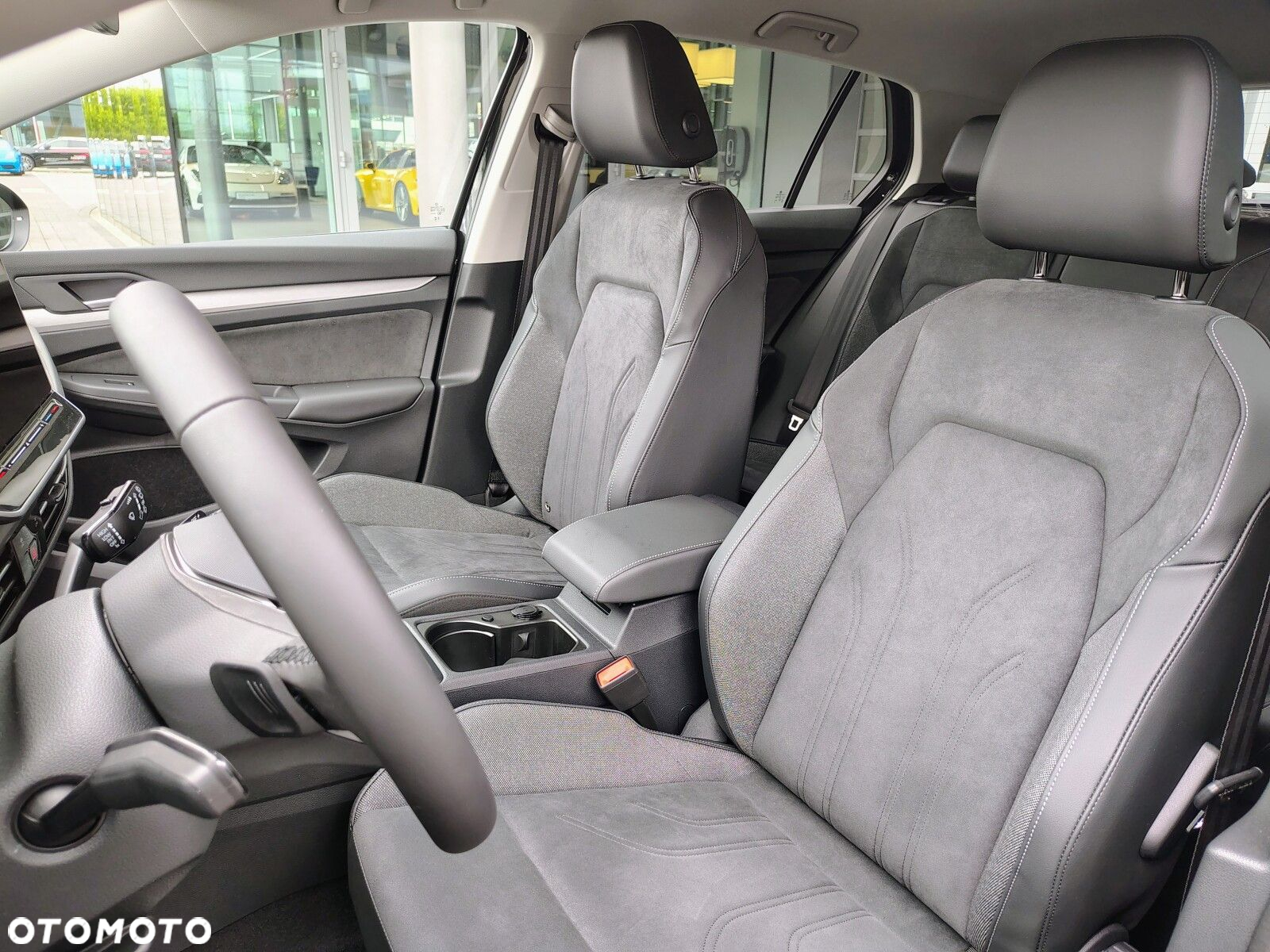 Volkswagen Golf - 14