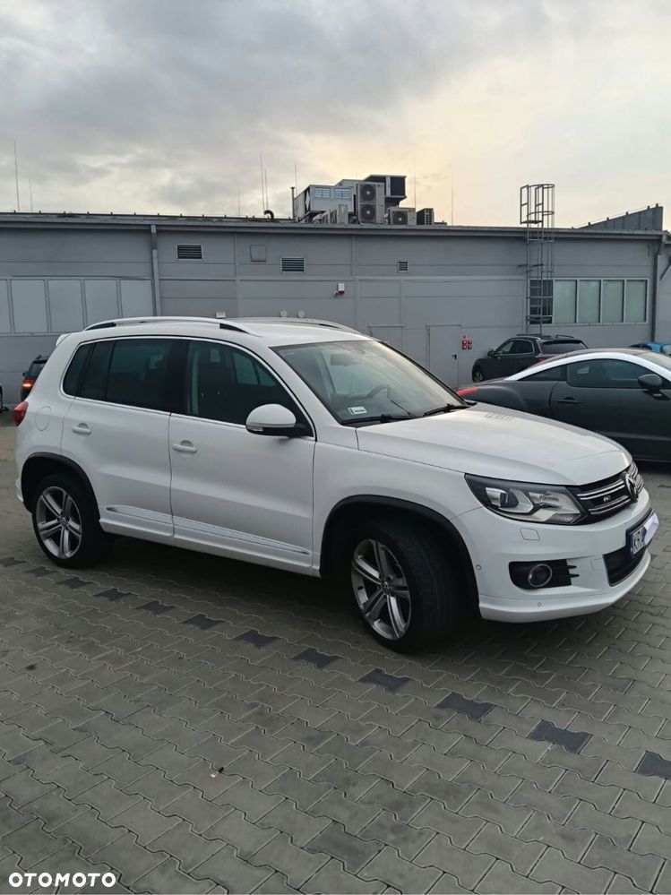 Volkswagen Tiguan - 1