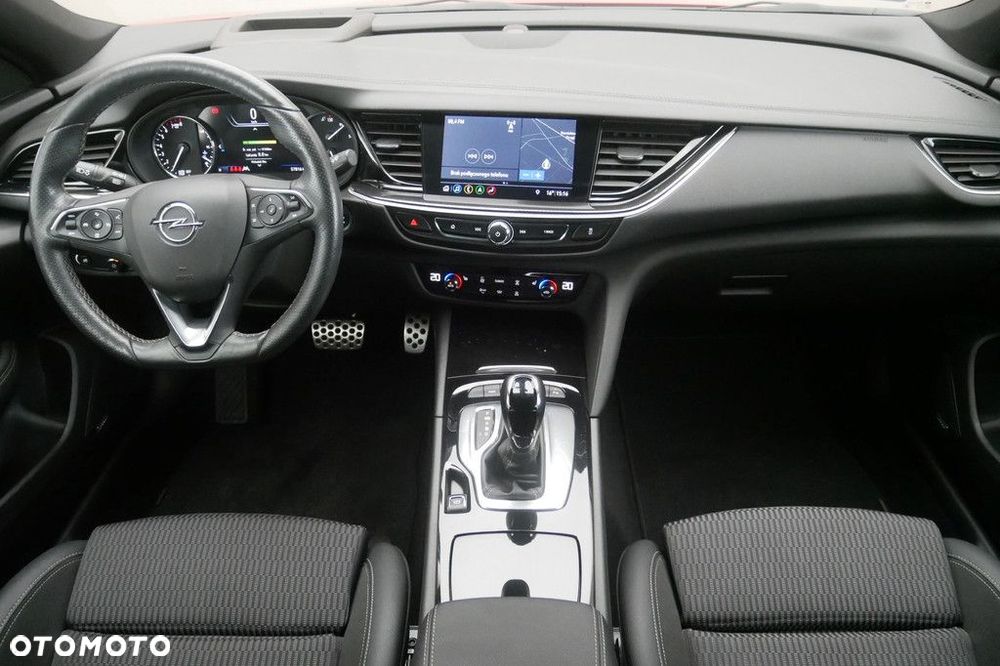 Opel Insignia - 8