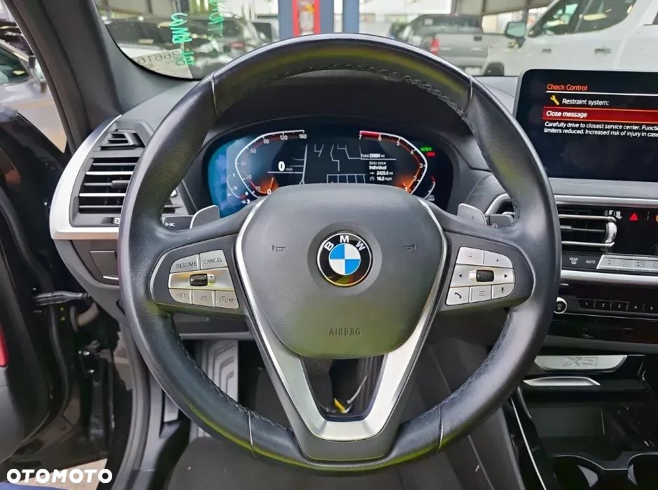 BMW X3 xDrive30i Luxury Line - 7