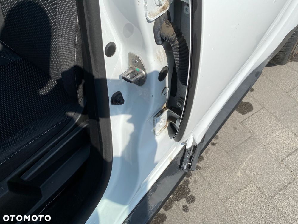 Dacia Duster 1.6 SCe Comfort - 14