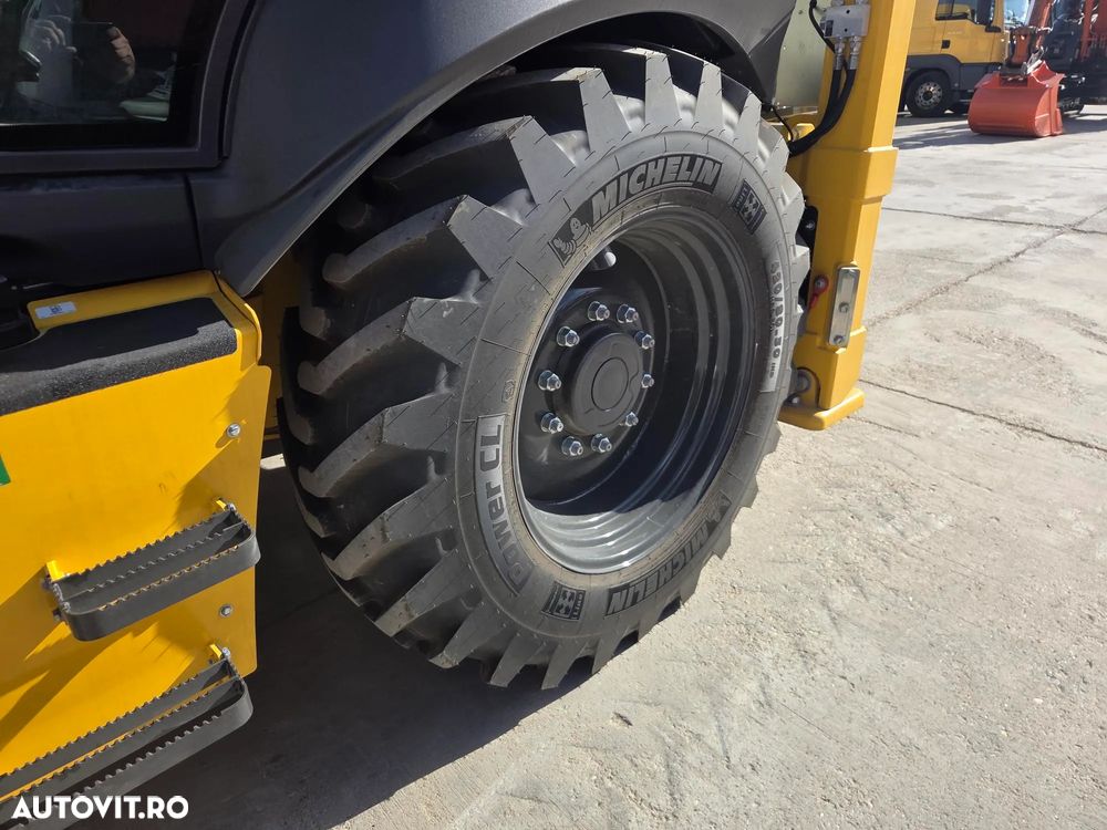 New Holland B110D NOU -nefolosit, FULL OPTION, Masa operatinoala 9,5 tone, motor 120CP euro6 cu Ad Blue, Certificat CE Atestat RAR, Cupa multifuncitonala 4x1, FURCI paleti, Brat excavare extensibil, anv MICHELIN, Aer cond, cutie POWERSHIFT, PROMOTIE 84900 EUR+T - 14