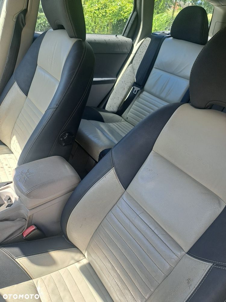 Volvo V50 - 6