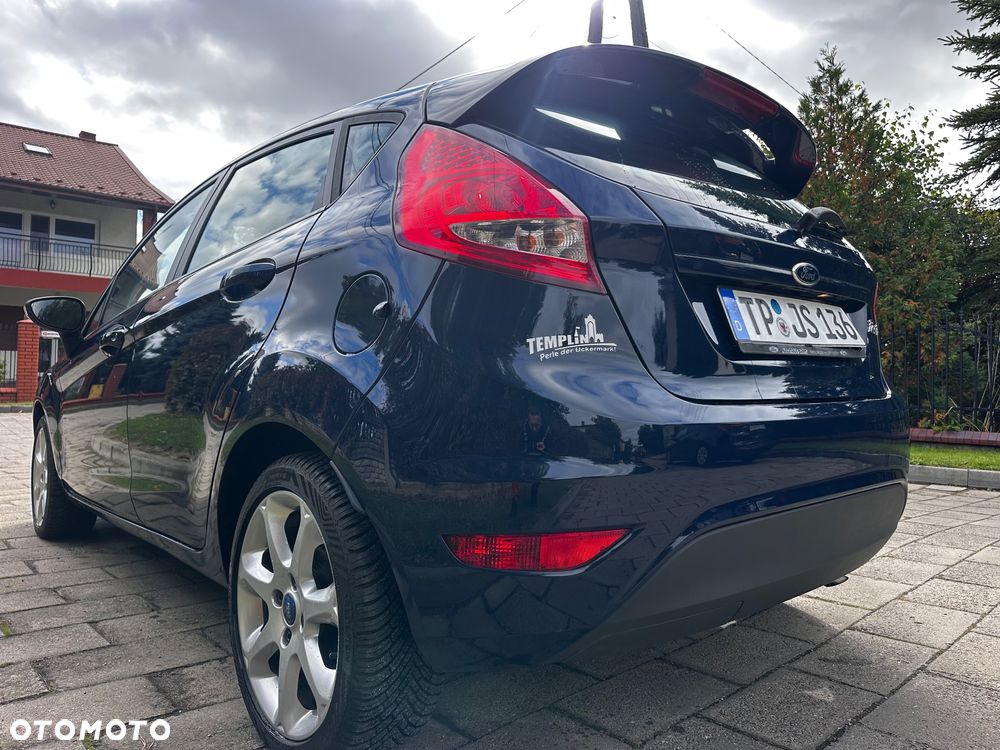 Ford Fiesta 1.4 Champions Edition - 14