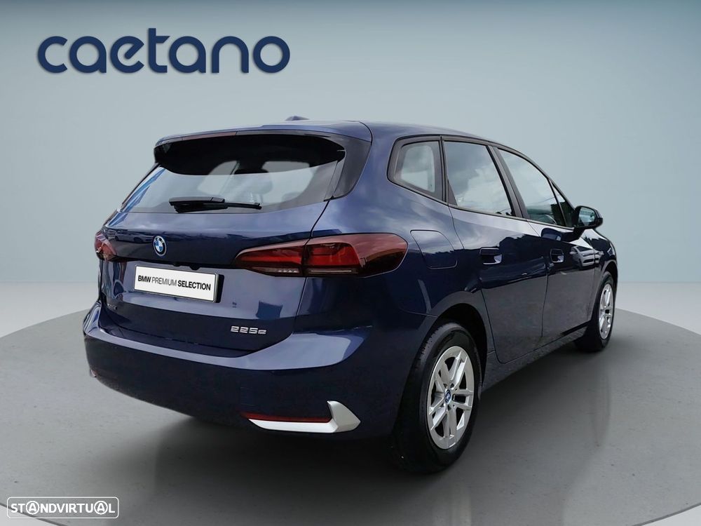 BMW 225xe Active Tourer - 8