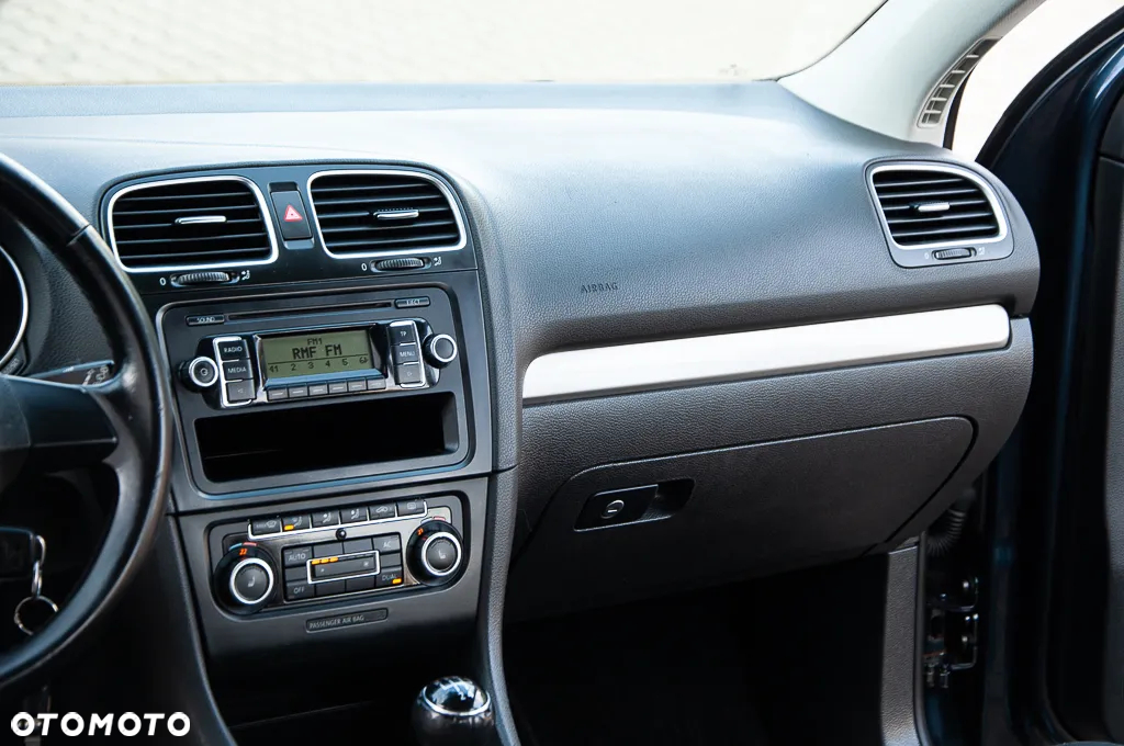 Volkswagen Golf 1.6 Edition - 29