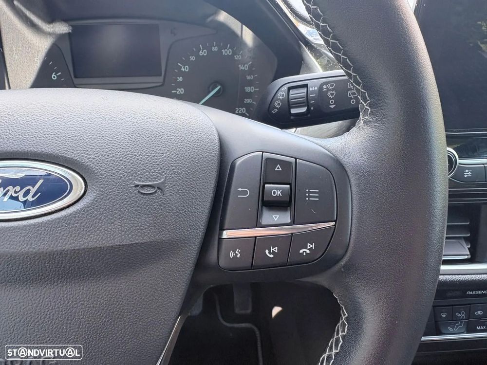 Ford Fiesta 1.0 T EcoBoost Titanium - 38