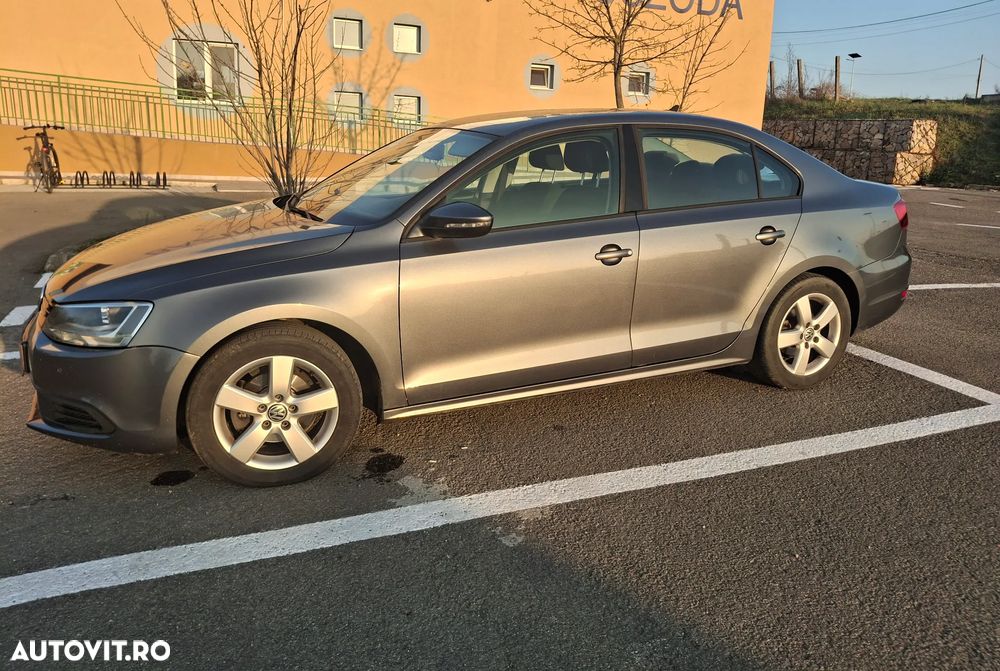 Volkswagen Jetta 1.6 TDI CR DPF Comfortline - 2