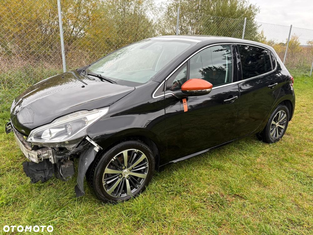 Peugeot 208 1.2 PureTech Allure - 1