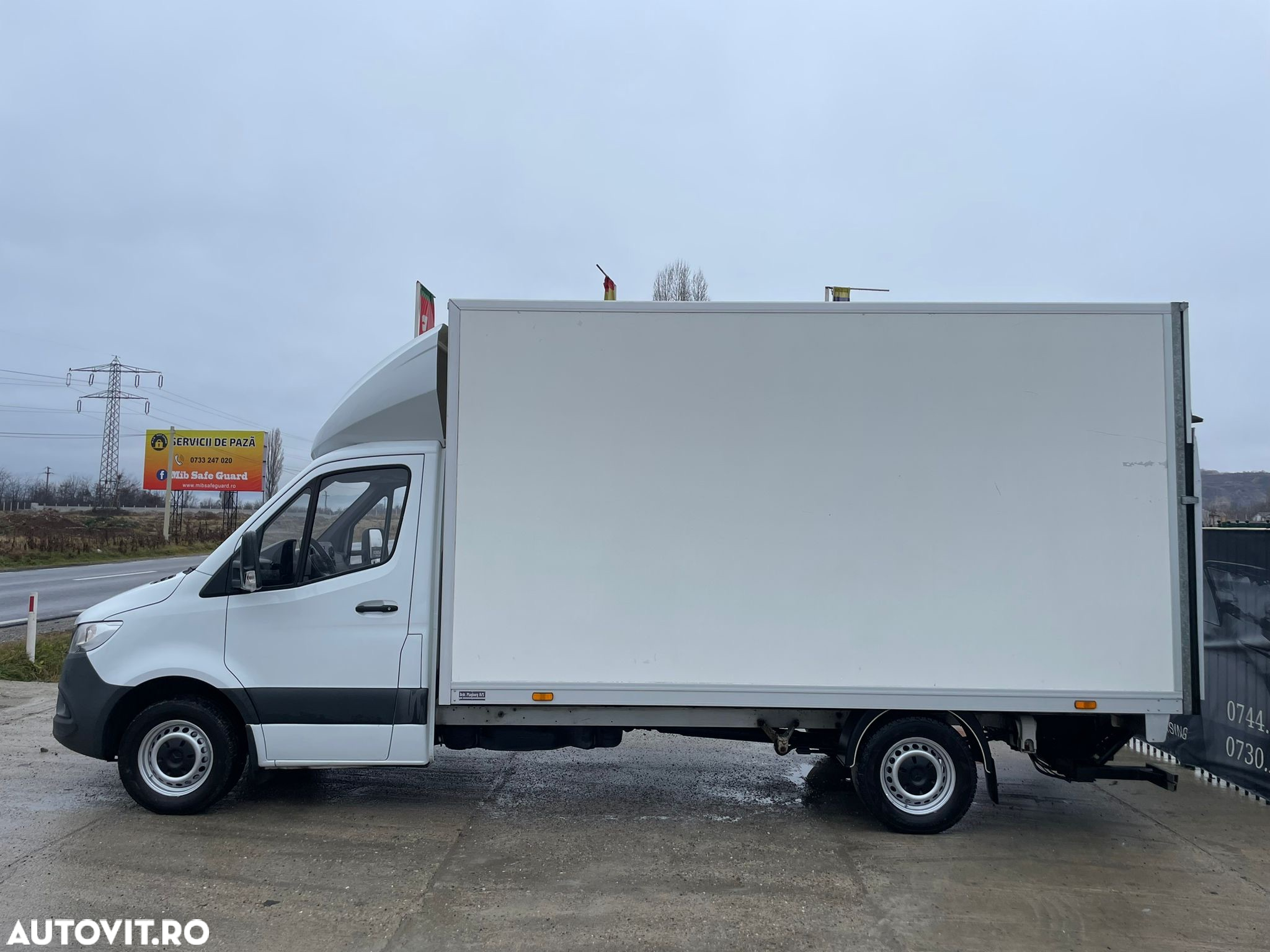 Mercedes-Benz Sprinter 319 CDI 3.0 D AUTOMAT LIFT 8 EUROPALETI - 14