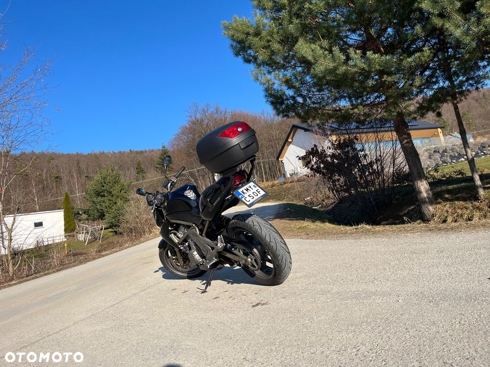 Kawasaki ER - 2