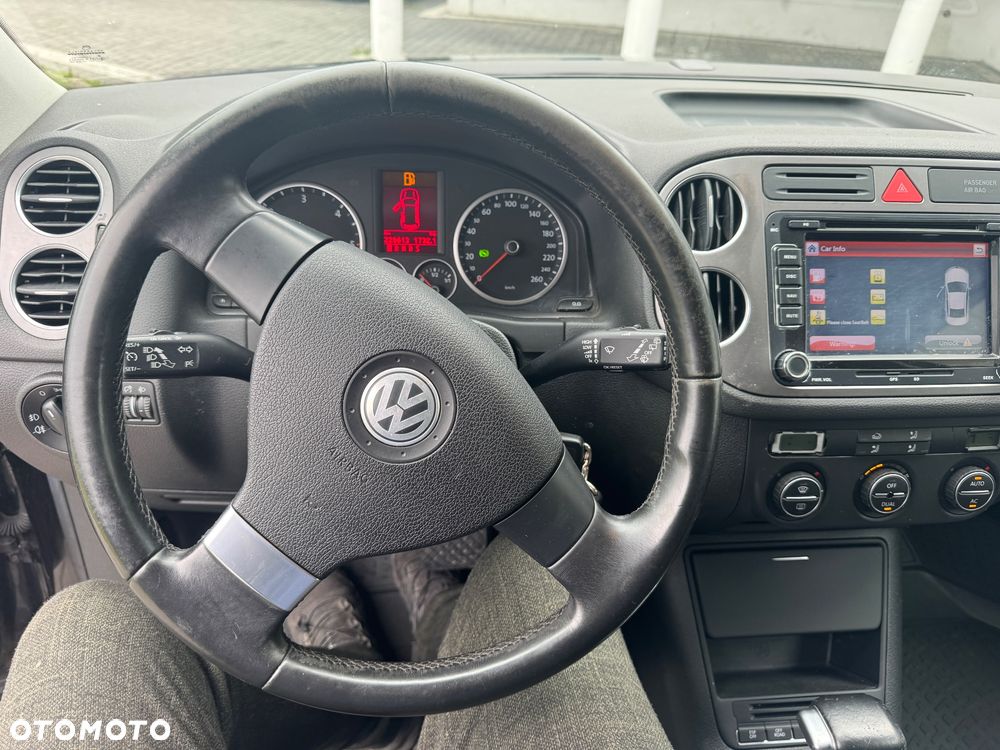 Volkswagen Tiguan 2.0 TDI DPF 4Motion BlueMotion Technology DSG Track & Field - 13
