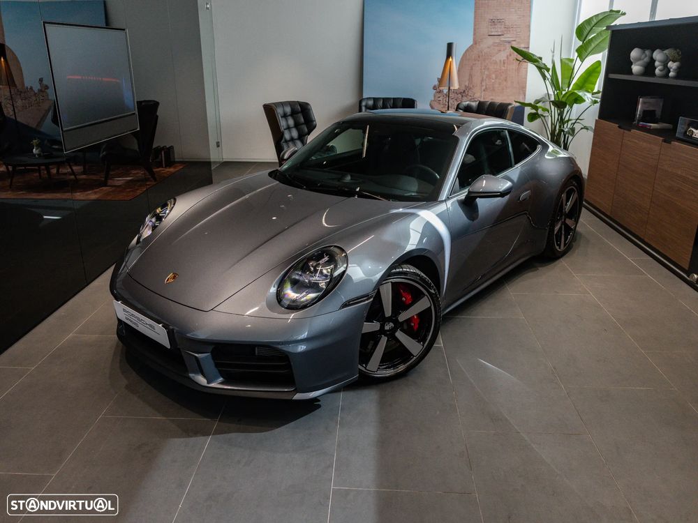 Porsche 911 (992) Carrera S - 6