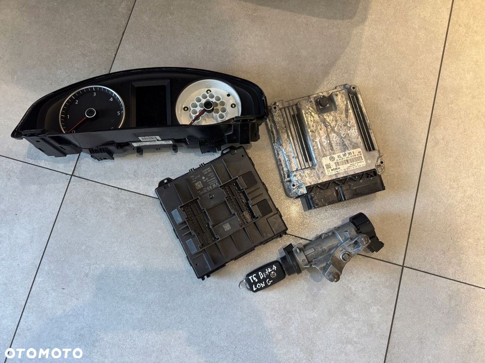 VW T5 2,0 TDI zestaw startowy komputer 0281016272 - 1