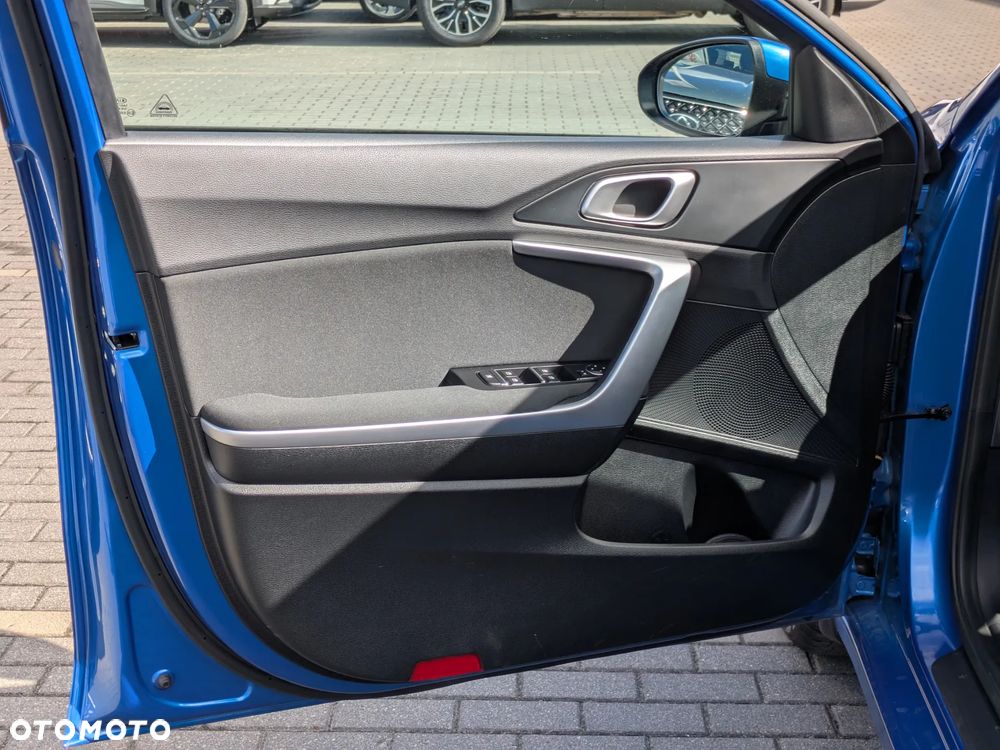 Kia Ceed 1.5 T-GDI M - 9