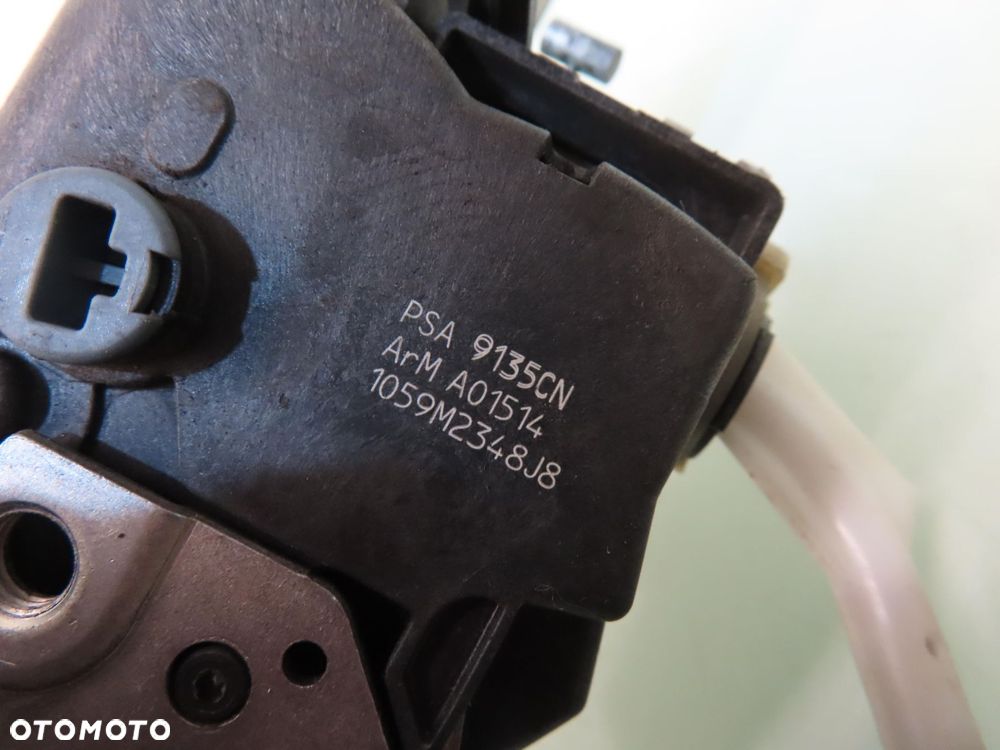 ZAMEK LEWY PRZEDNI PEUGEOT 308 9135CN 6 PIN - 2