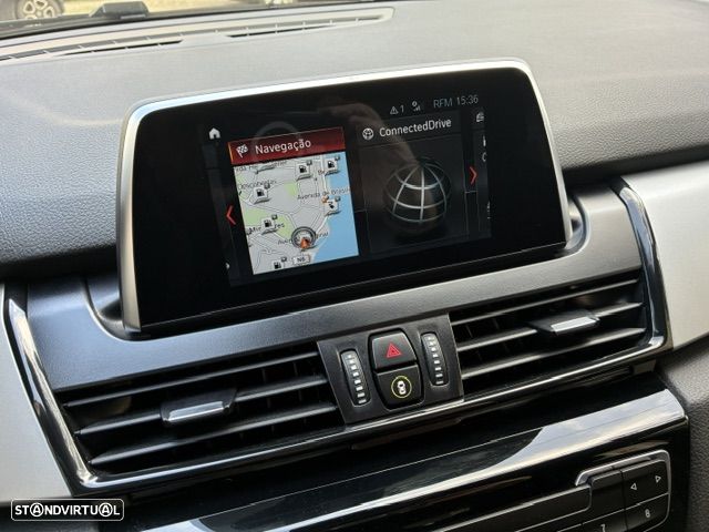 BMW 225xe Active Tourer iPerformance Advantage - 33