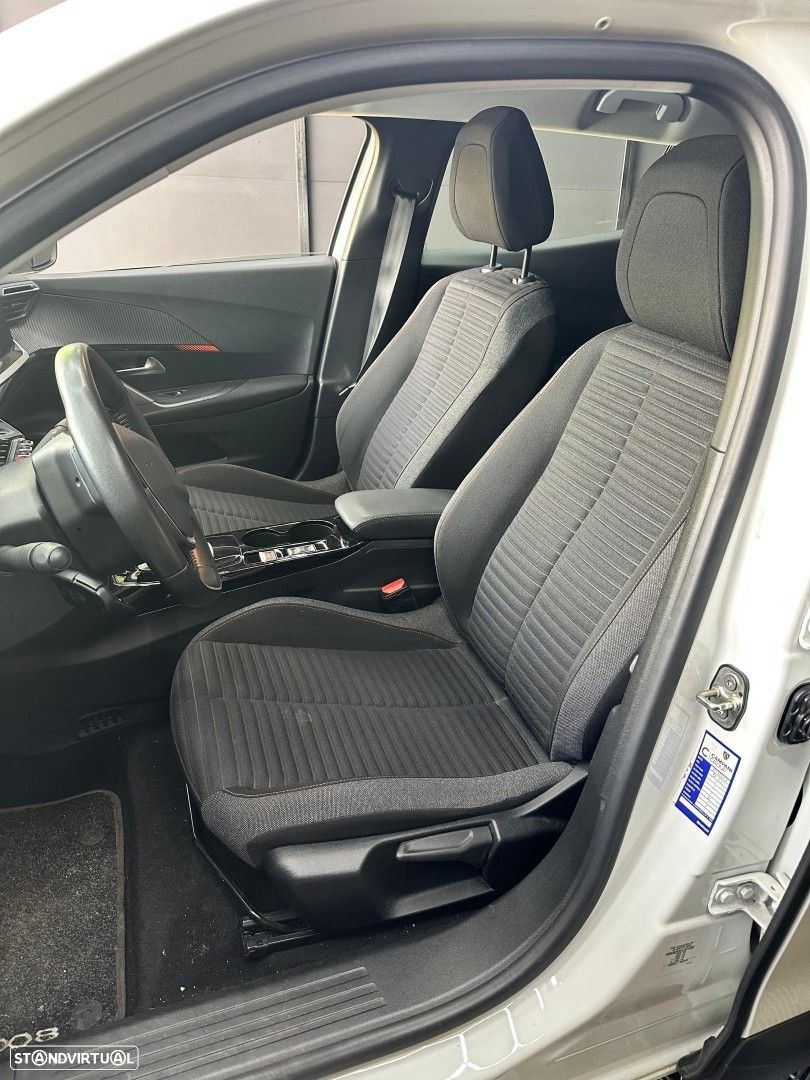 Peugeot e-2008 50 kWh Active Pack - 6