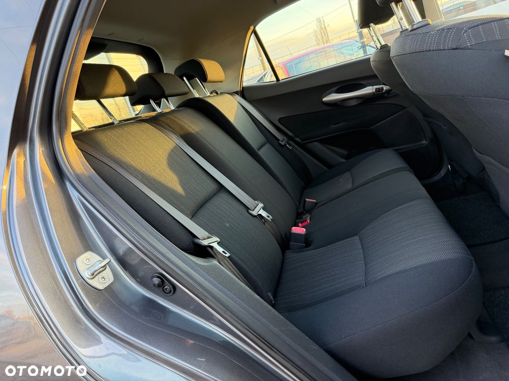 Toyota Auris 1.6 VVT-i Sol - 29