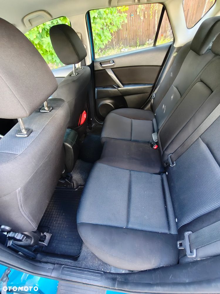 Mazda 3 1.6 CD Exclusive + - 15