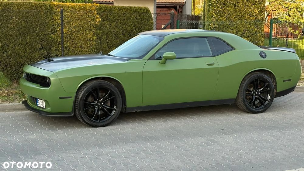 Dodge Challenger 5.7 R/T - 2