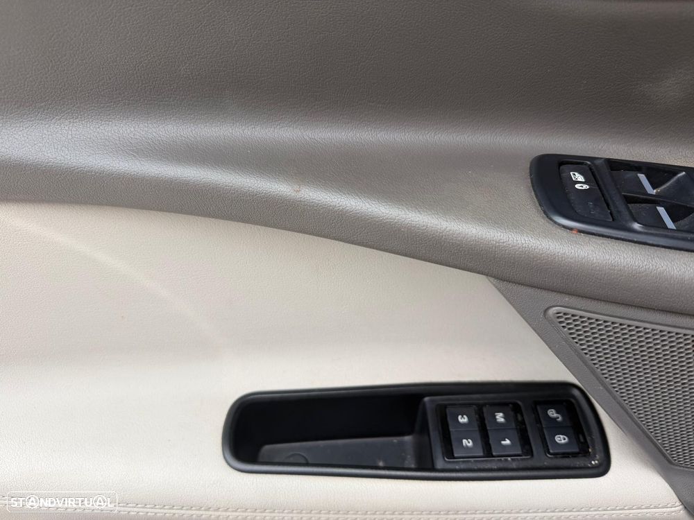 Jaguar XE 2.0 D Prestige Aut. - 10