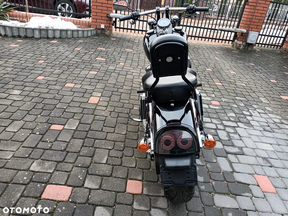 Harley-Davidson Dyna Fat Bob - 6