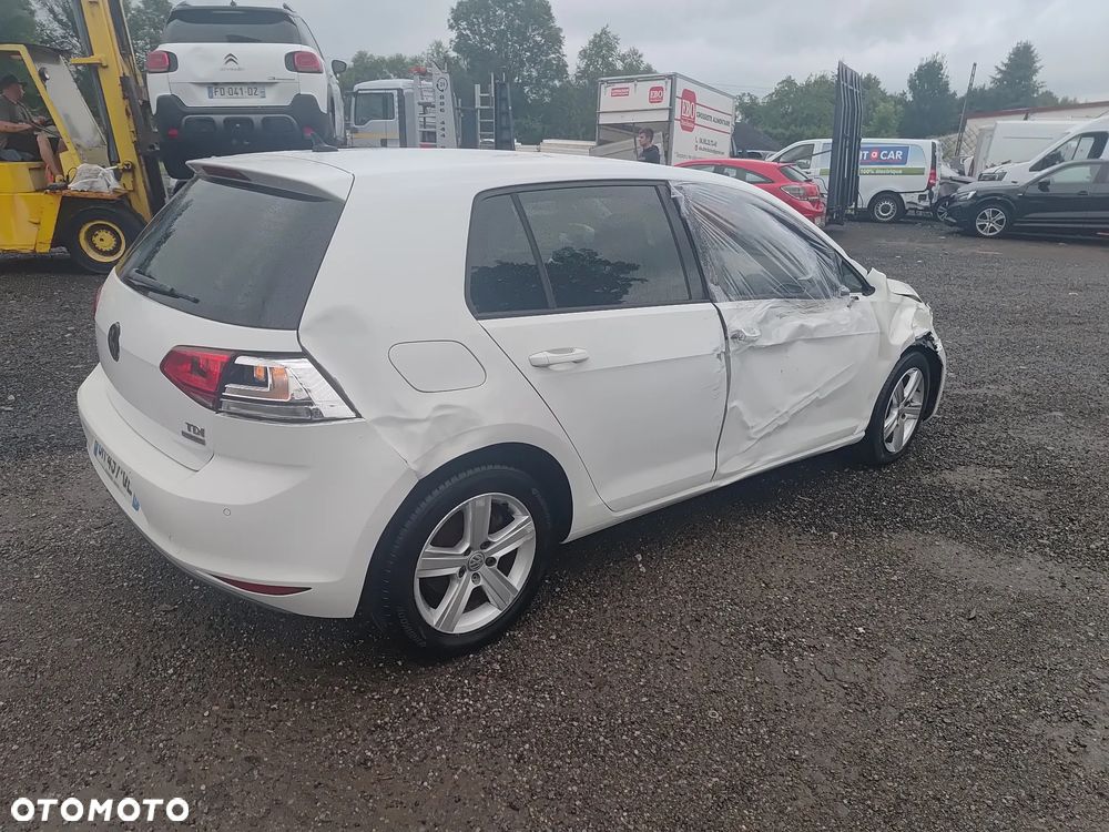 Volkswagen Golf 1.6 TDI Trendline - 10