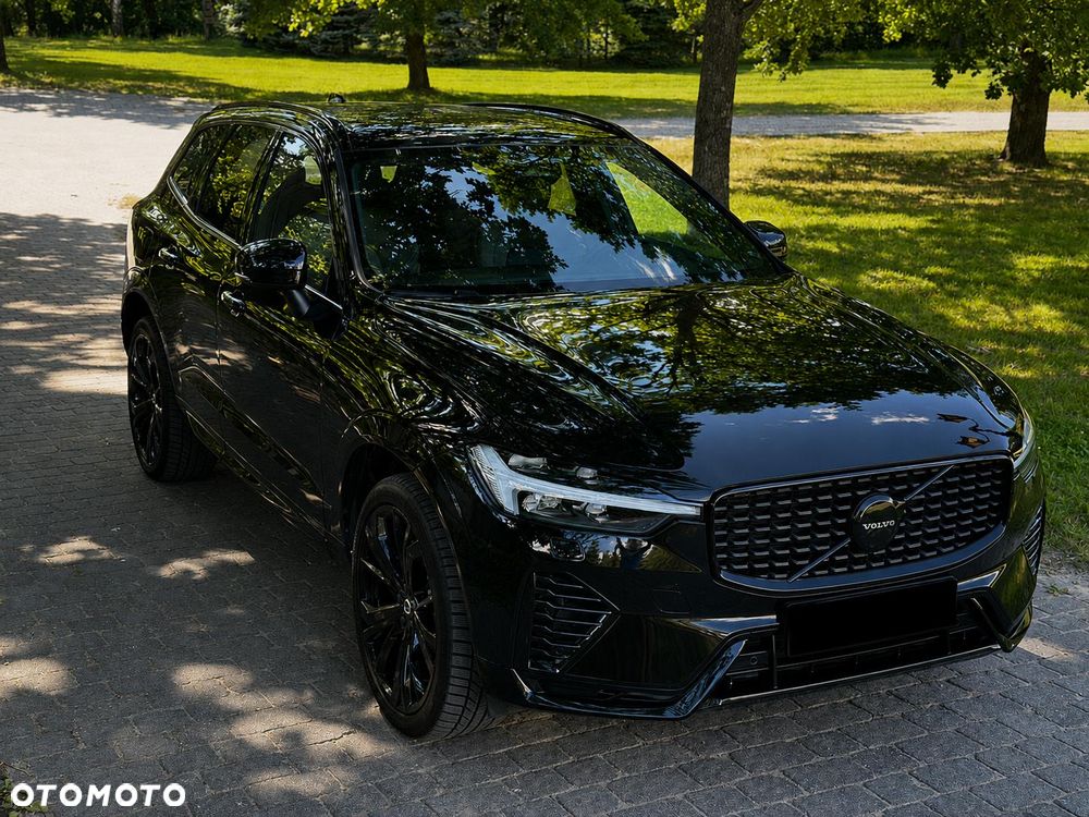 Volvo XC 60 T8 AWD Recharge Ultimate Black Edition - 2