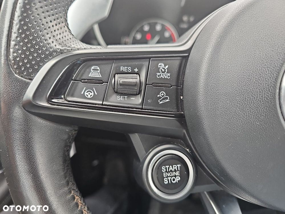 Alfa Romeo Stelvio 2.0 Turbo Veloce Q4 - 21