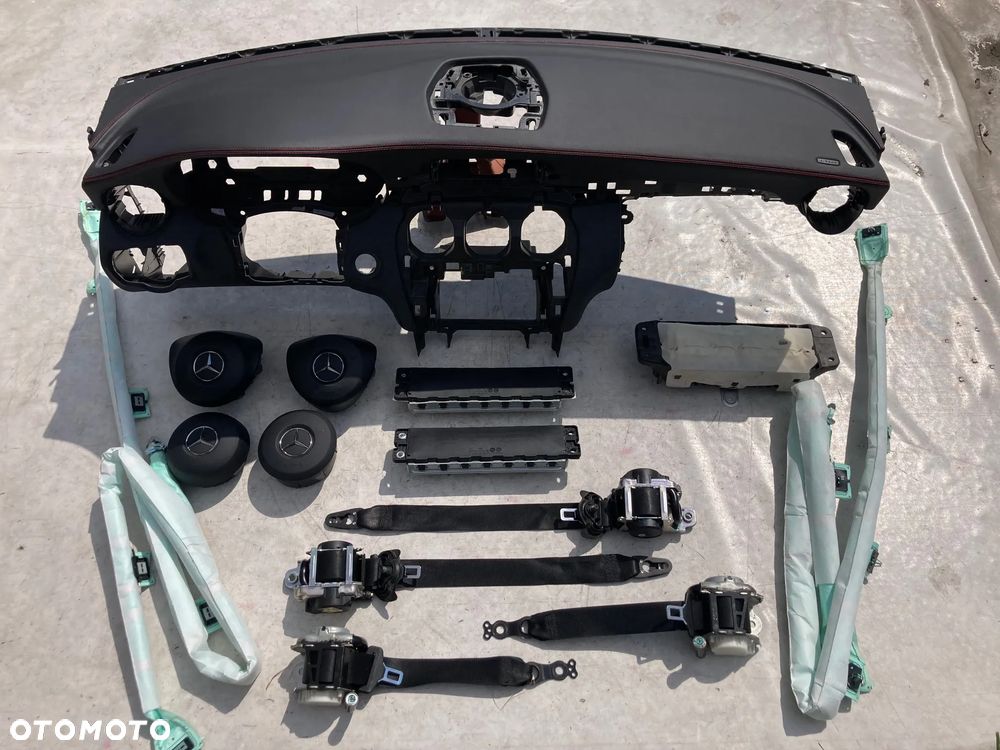 MERCEDES W205 C DESKA KONSOLA KOKPIT PULPIT PÓŁKA PARAPET SKÓRA MANUAL AIRBAG PODUSZKI POWIETRZNE KIEROWCY PASAŻERA PASY PAS KURTYNA KURTYNY naprawa regeneracja Raz2 !!! - 1