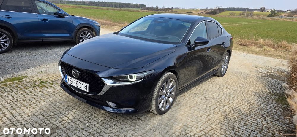 Mazda 3 2.0 mHEV Hikari - 3